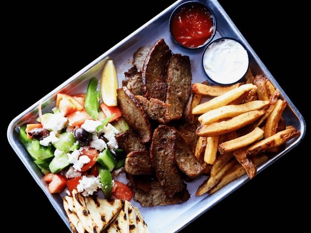 BEEF & LAMB GYRO PLATE.