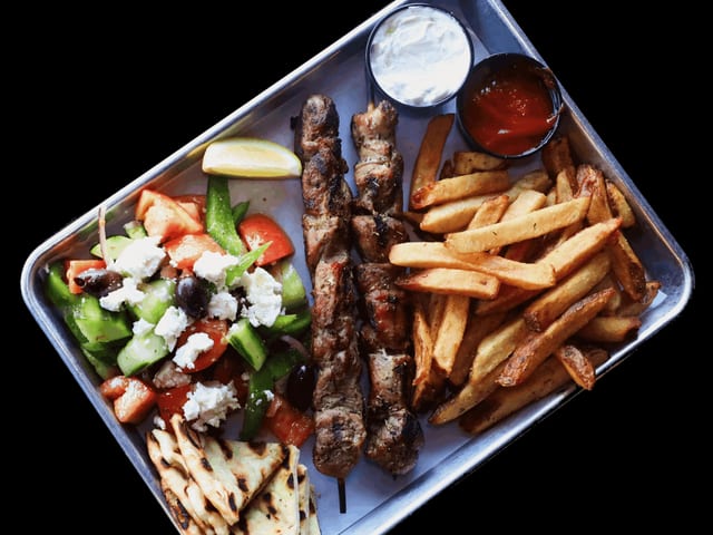 PORK SOUVLAKI PLATE.